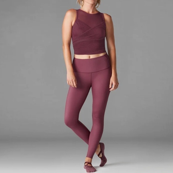 NWT Tavi Pleated Bra Tank Athletic Garnet Cabernet Maroon Sz XS - Picture 4 of 15